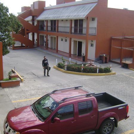 Hotel El Descanso Mazatlán Exterior foto