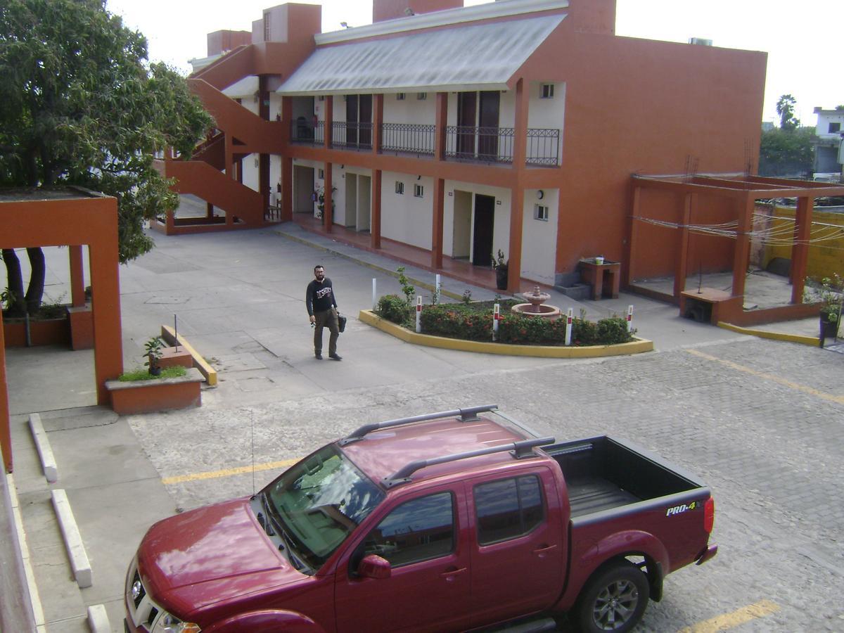 Hotel El Descanso Mazatlán Exterior foto